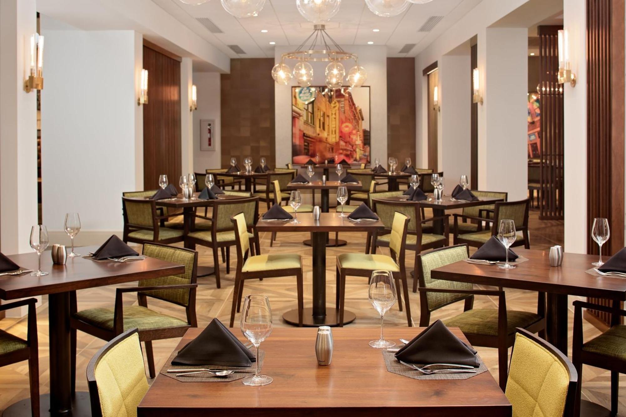 Nashville Airport Marriott Екстер'єр фото