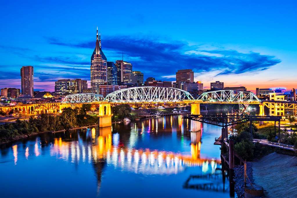 Nashville Airport Marriott Екстер'єр фото
